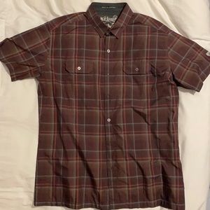 Short sleeved button down